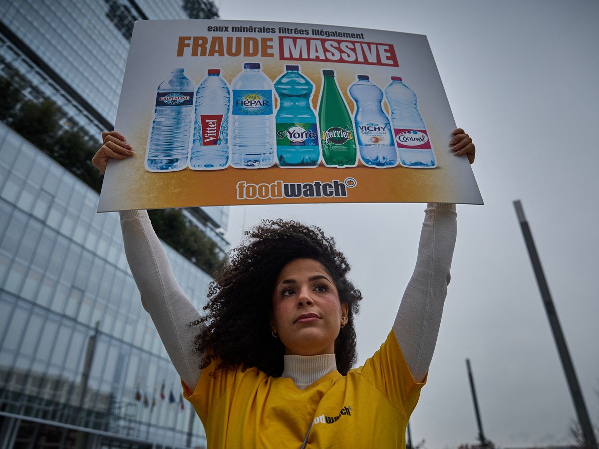 Scandale de l’eau : Nestlé et le gouvernement accusés de tromperie massive