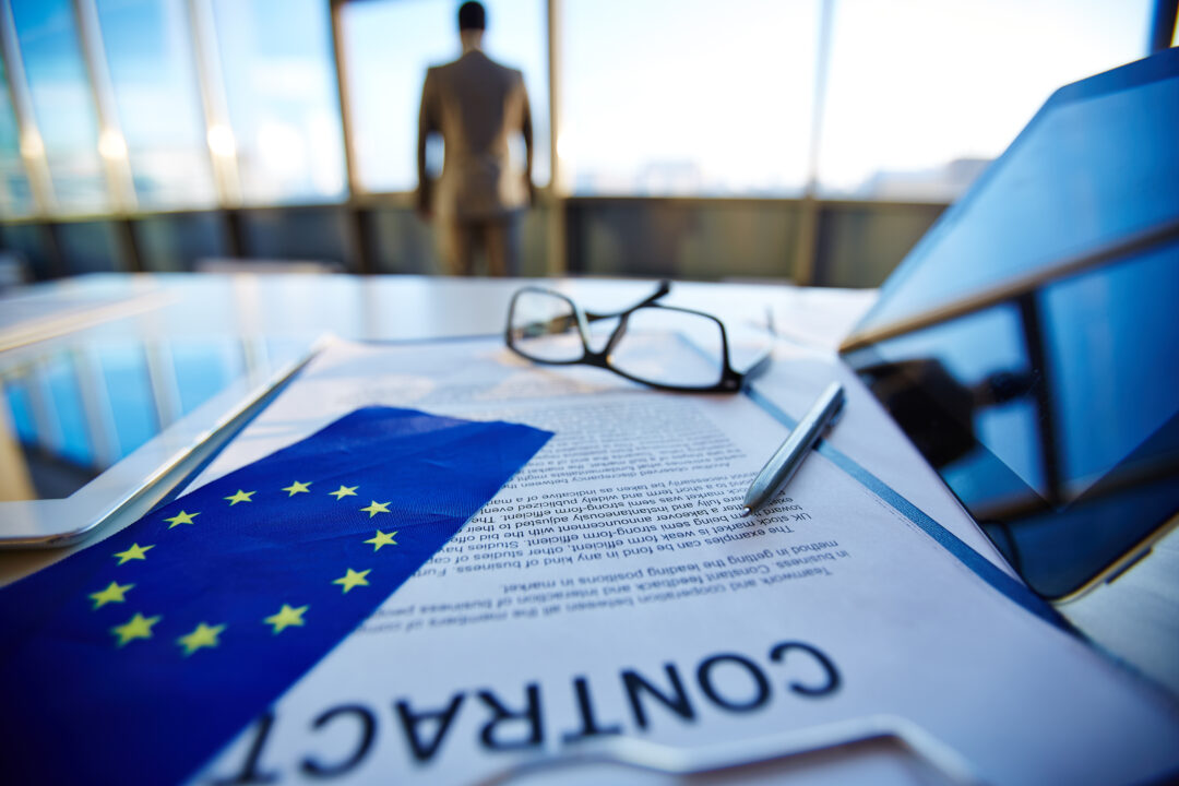 Les accords de soumission à l’UE menacent la souveraineté et l’équilibre social de la Suisse