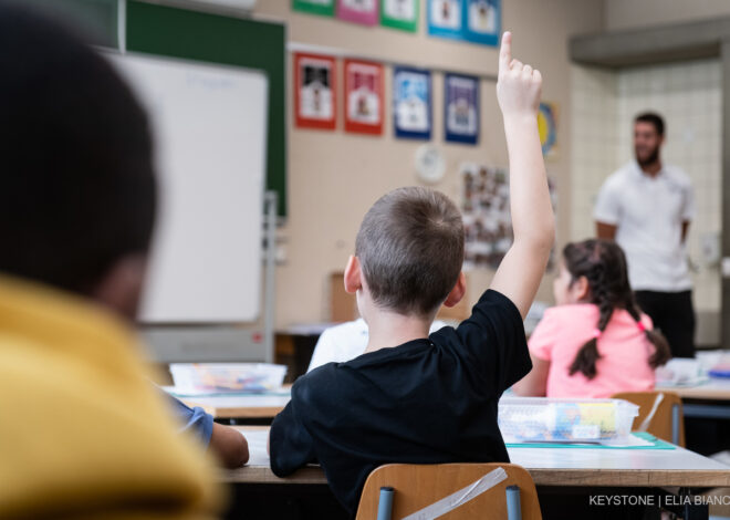 Islamisation: Une enseignante musulmane rejetée par une école suisse dénonce l’ingérence des parents