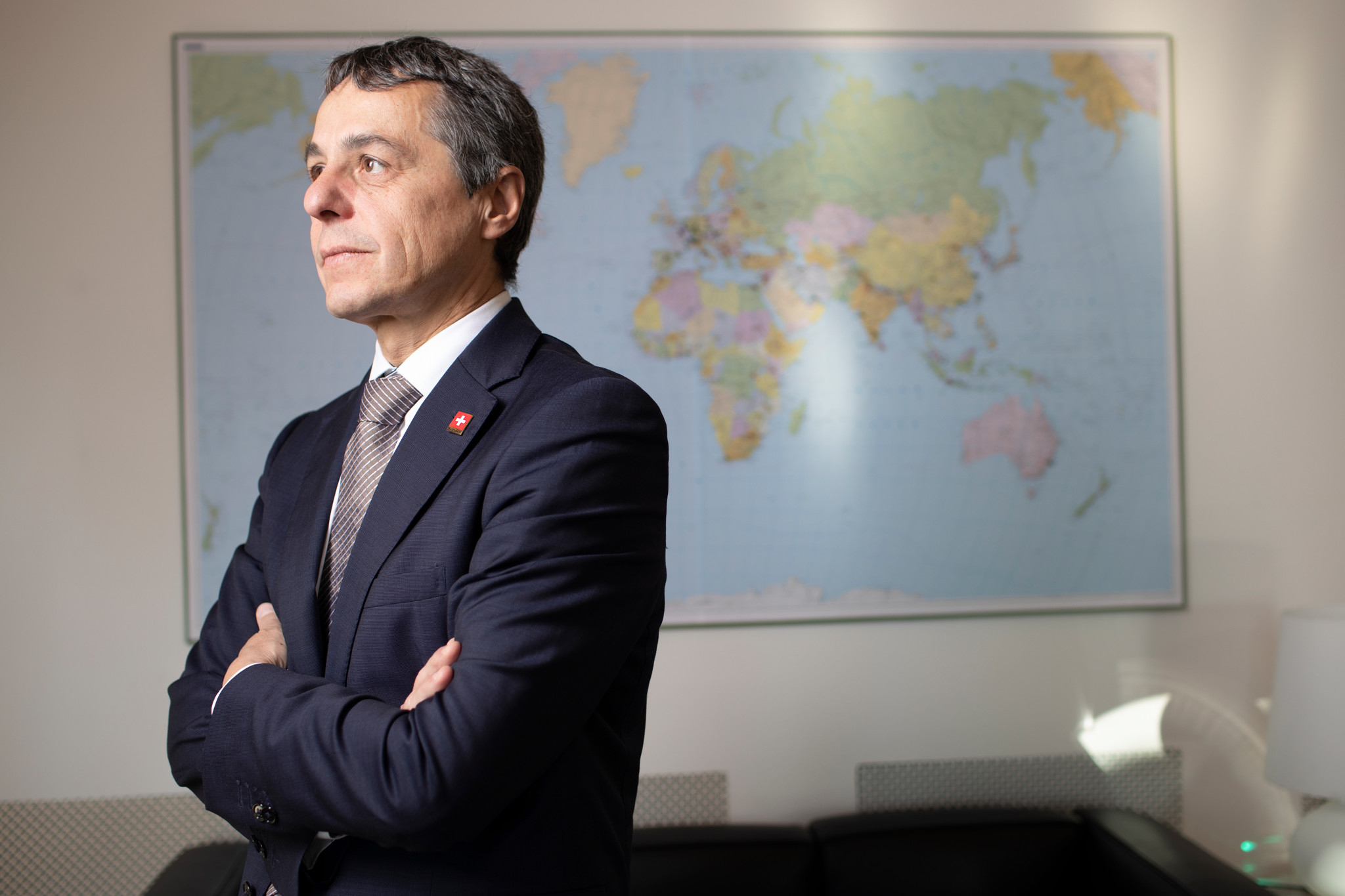 La Suisse déchirée par les provocations de Nils Fiechter