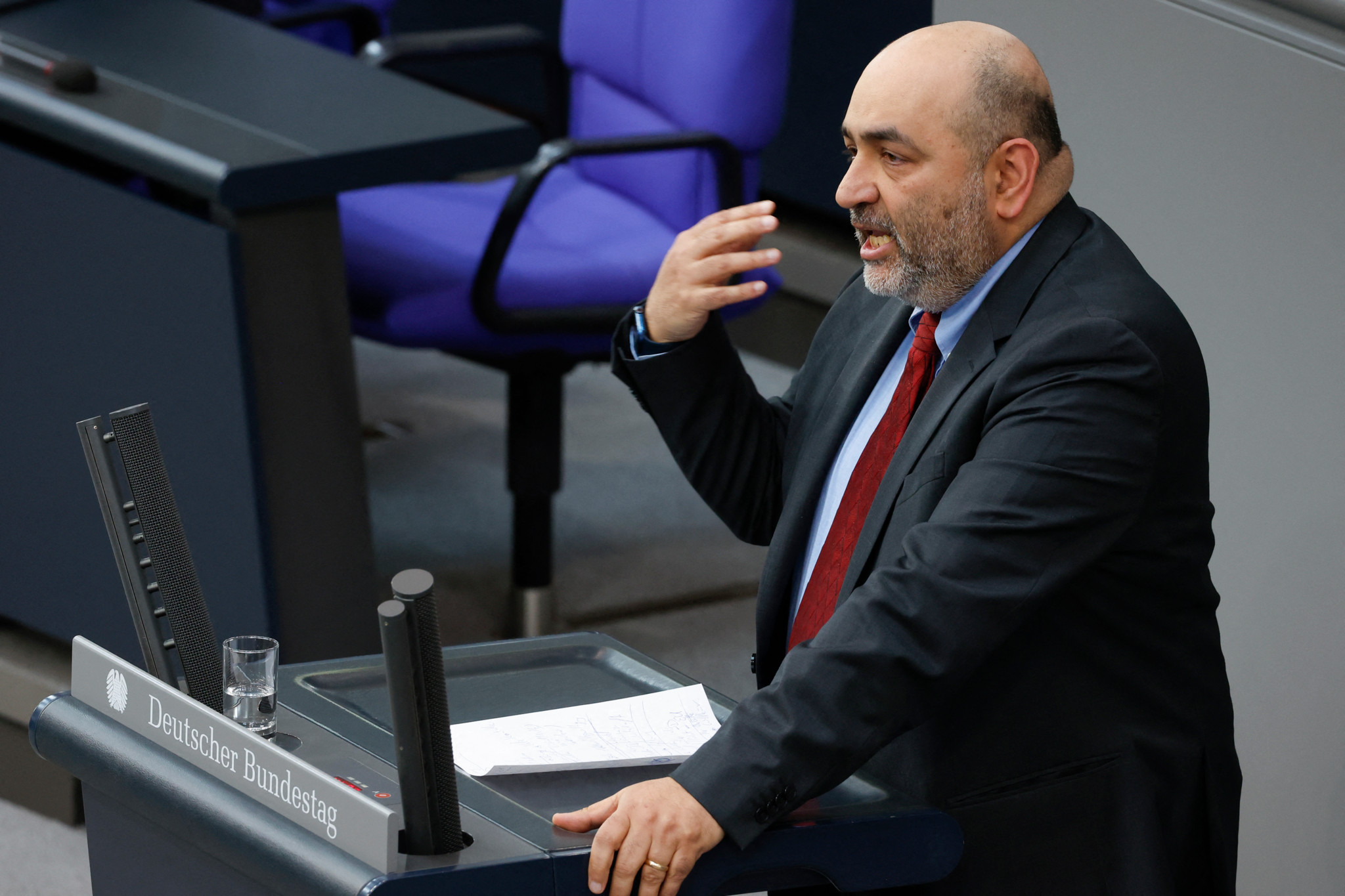 L’UE menace la souveraineté de la Suisse selon un citoyen