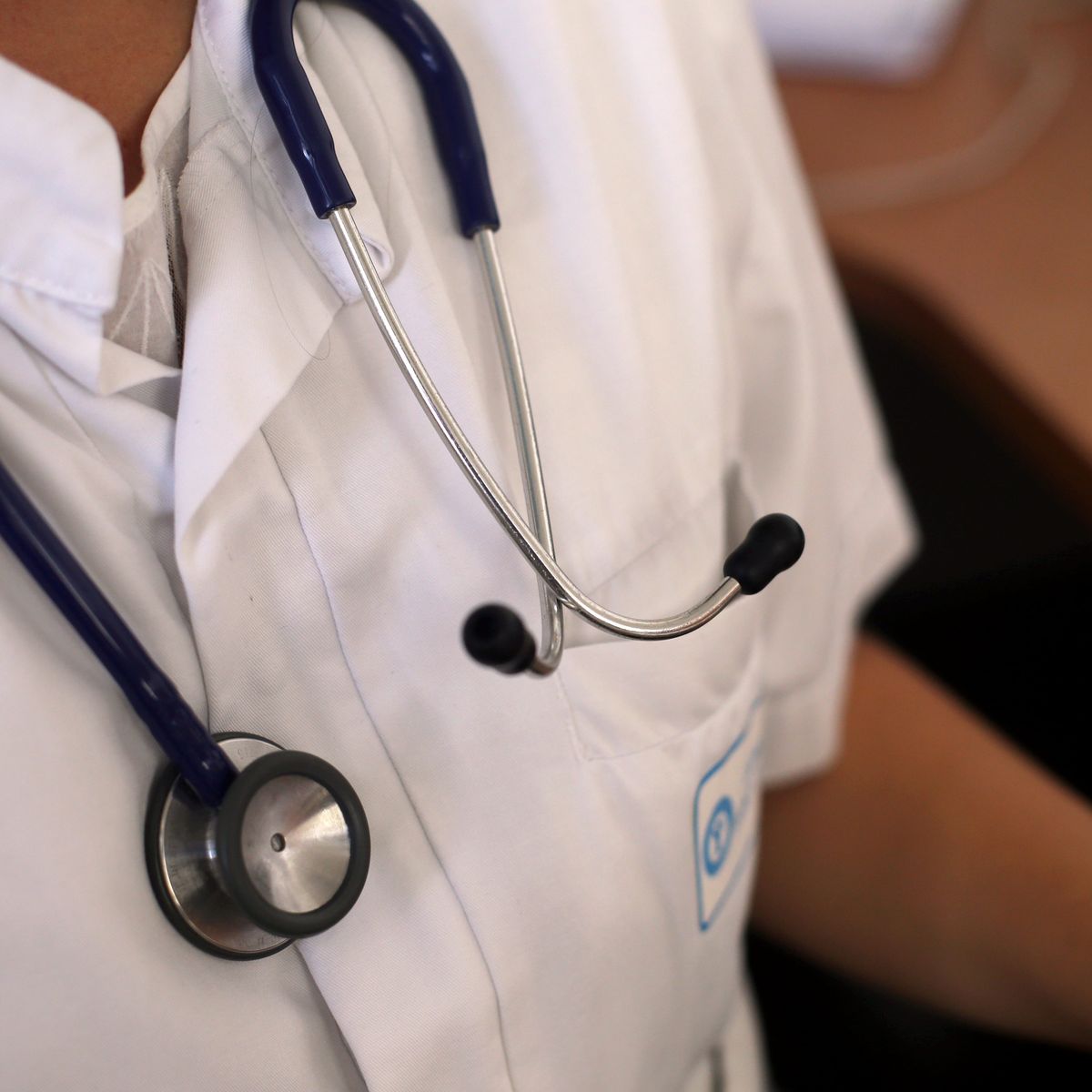 Fraude médicale massive : Des cliniques privées accusées de violer les patients